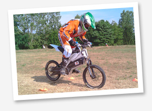 ill_0017_elect Moto Electrique